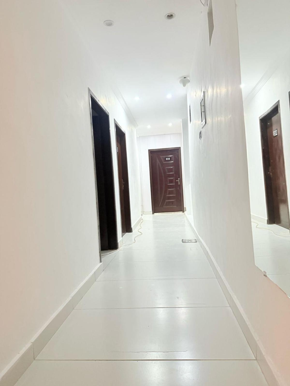 Hotel Tulip Inn, Gulberg Lahore Exterior foto